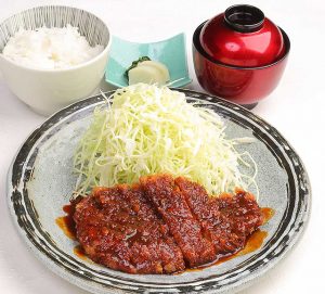 “矢場とん” ロース豚カツ膳