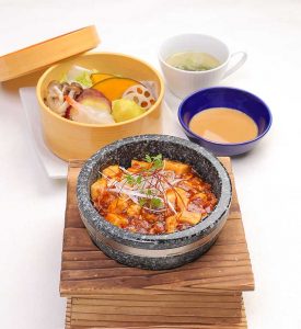 ミニ石焼き麻婆飯とせいろ蒸し